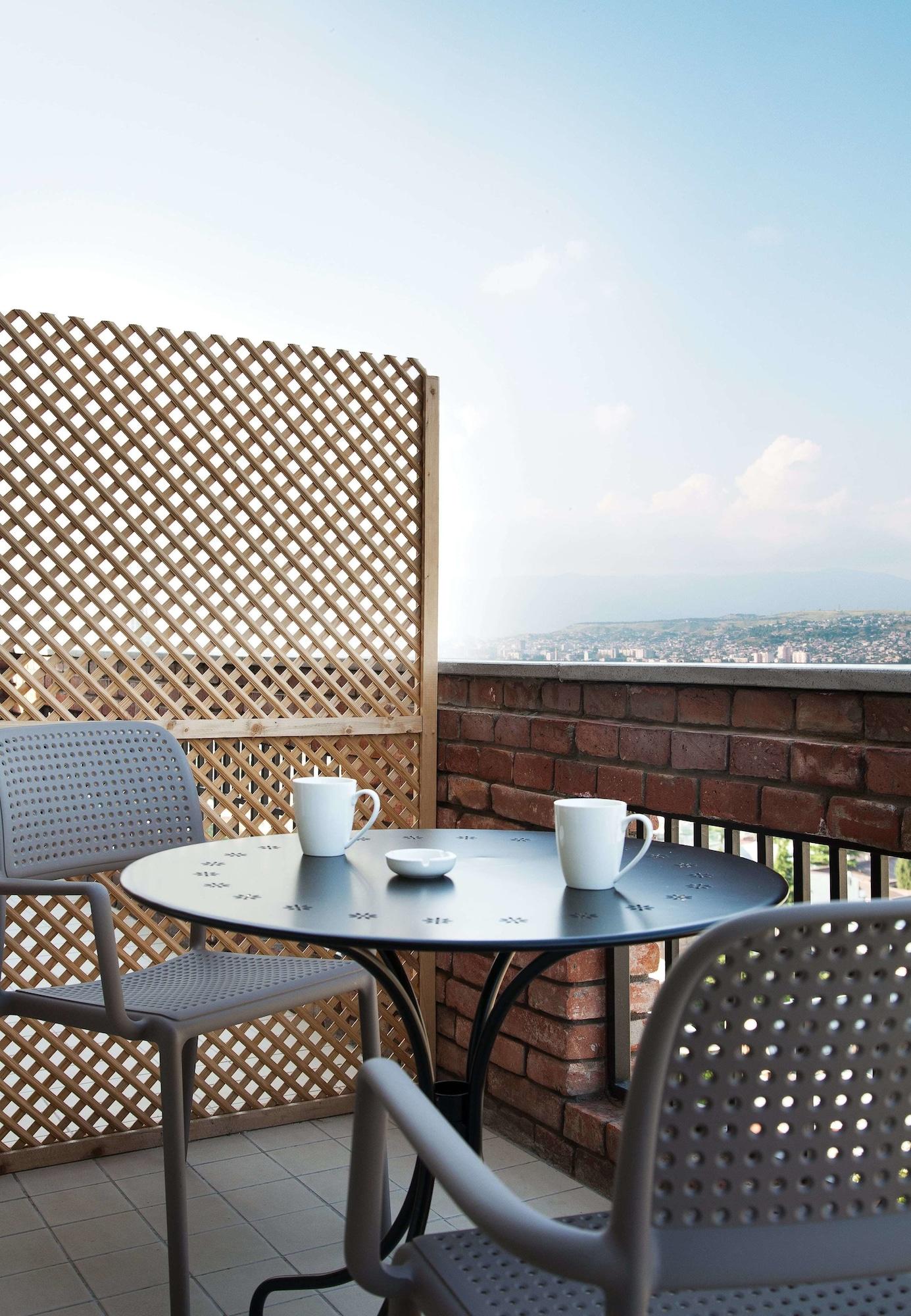 เดอะเทอร์เรซ บูติก โฮเทล Hotel Tbilisi ภายนอก รูปภาพ