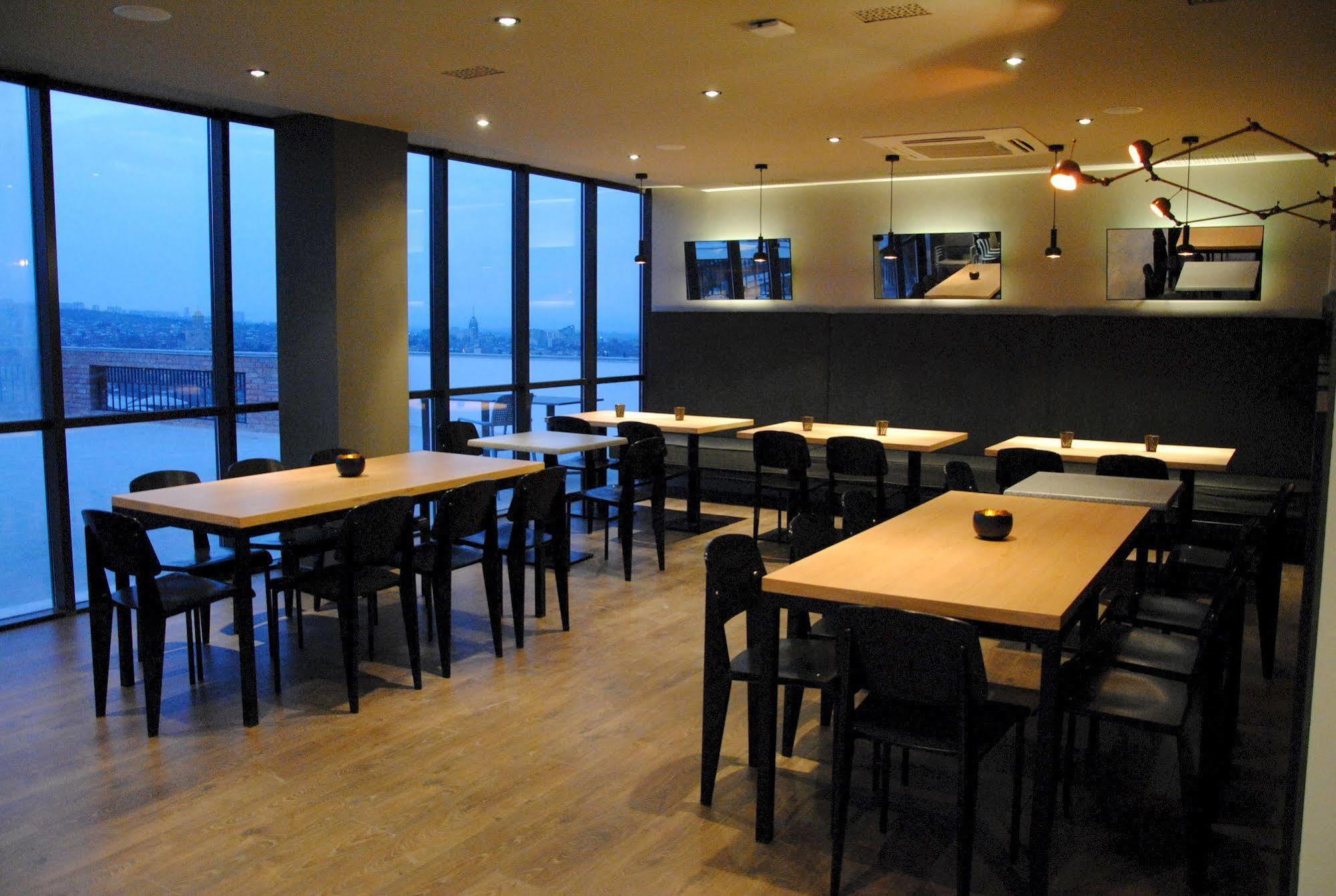 เดอะเทอร์เรซ บูติก โฮเทล Hotel Tbilisi ภายนอก รูปภาพ