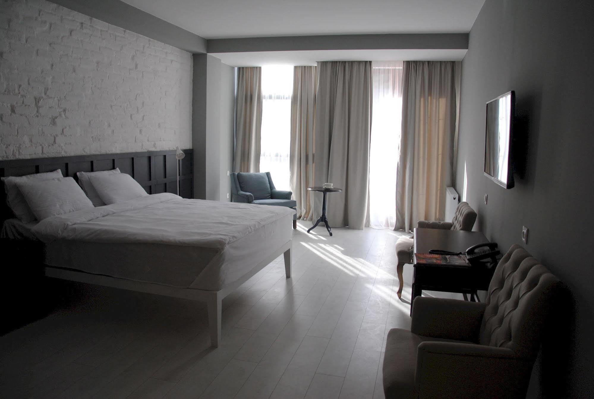 เดอะเทอร์เรซ บูติก โฮเทล Hotel Tbilisi ภายนอก รูปภาพ